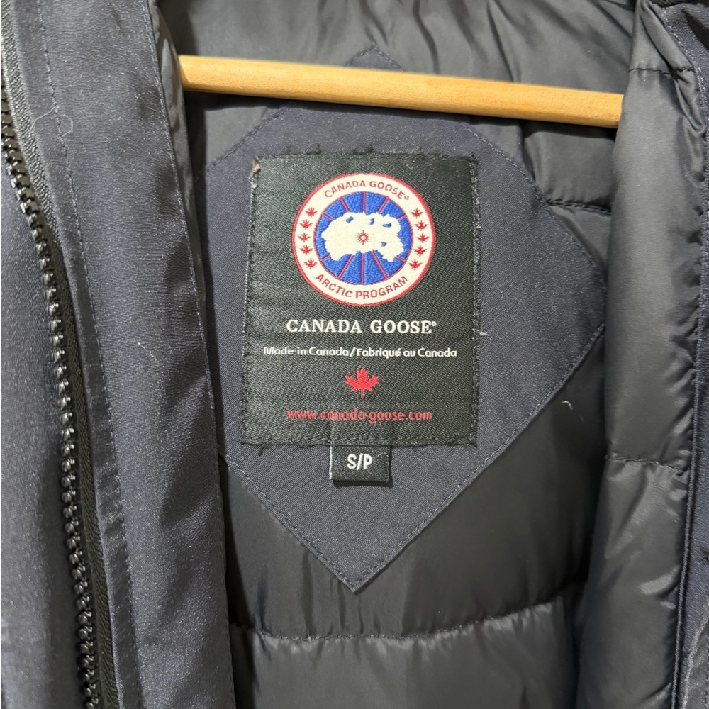 Canada Goose Jacket - Picture 3 of 10